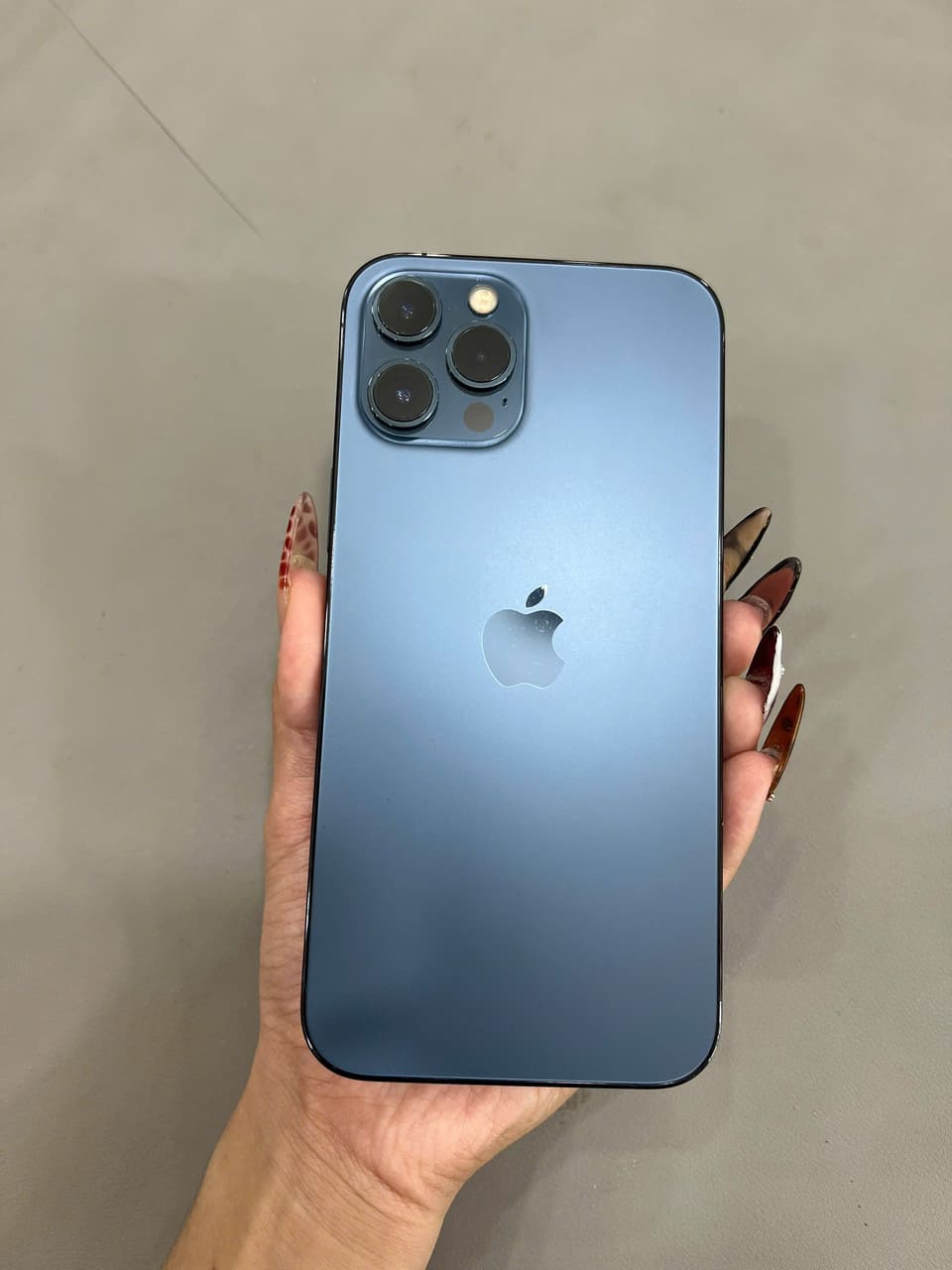 Điện thoại iPhone 12 Pro Max 256GB (LL/A) – Xanh Pacific – Cũ đẹp 98%