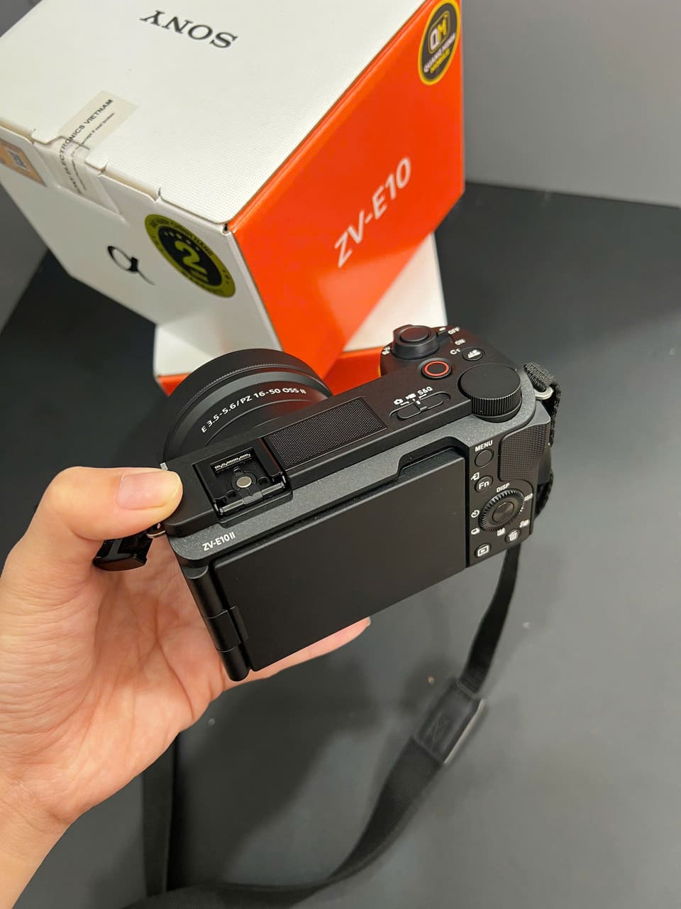 Điện thoại Máy Ảnh Sony ZV-E10 II Kèm Kit 16-50mm II Đen 98%