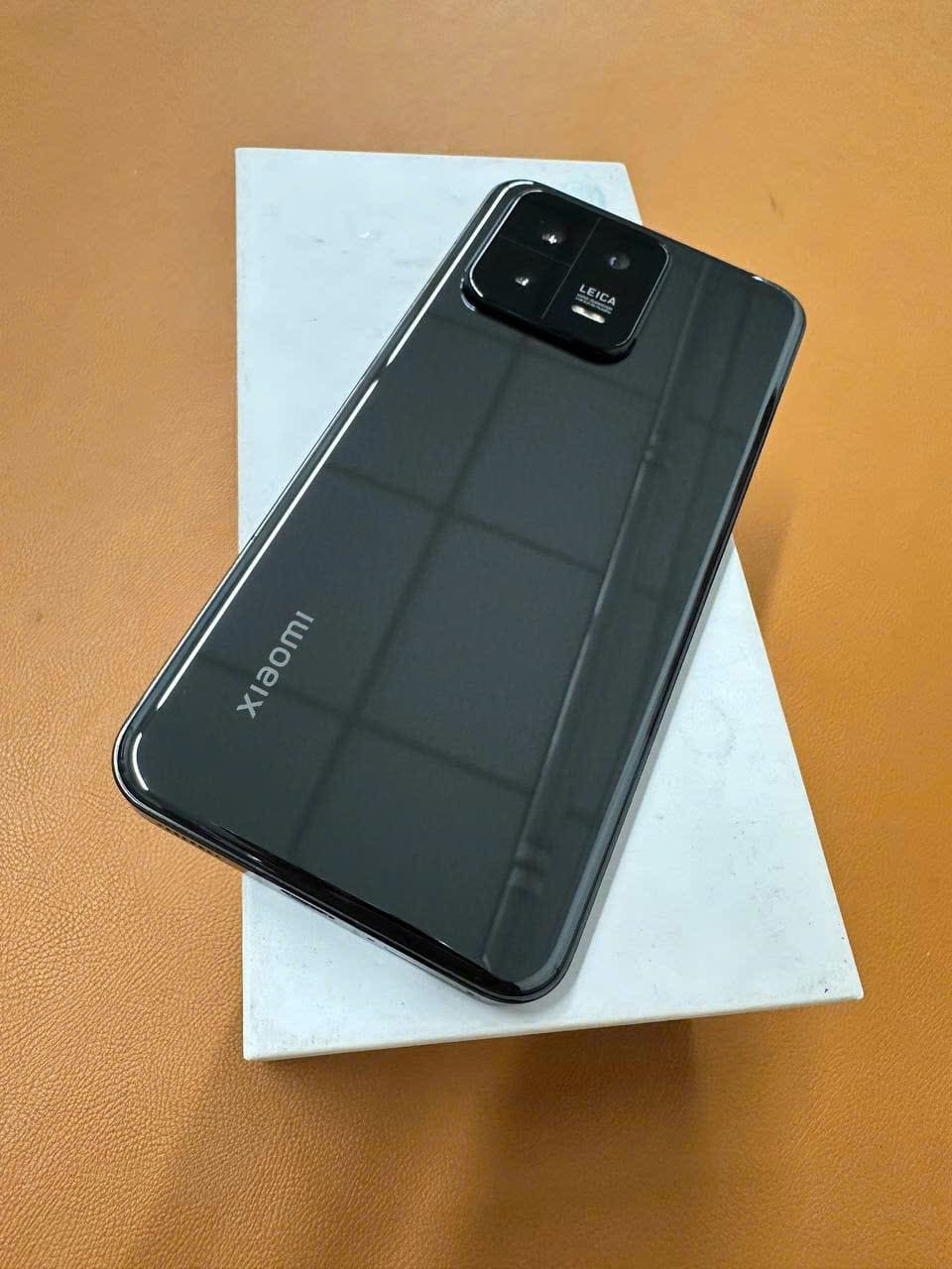 Điện thoại Xiaomi 13 8/256GB Đen – Fullbox – Đẹp 98%